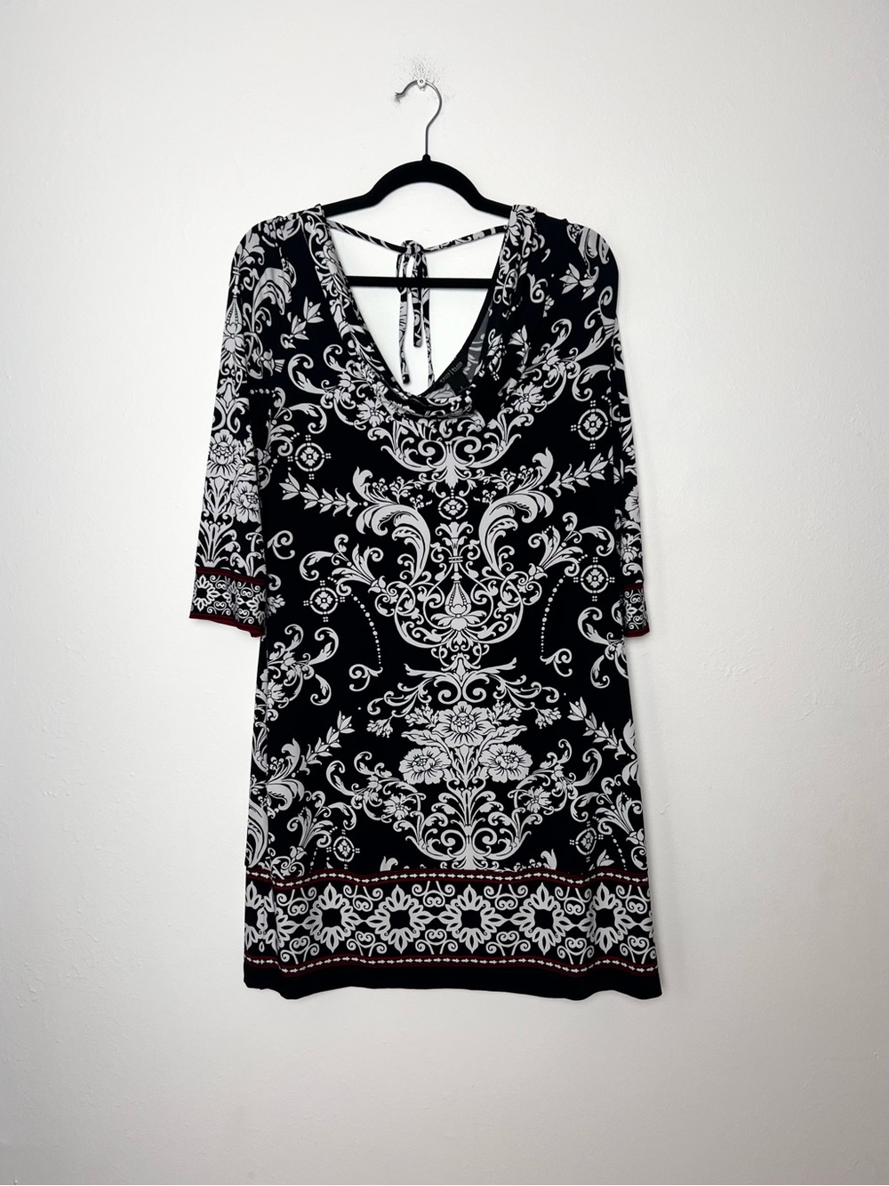 White House Black Market L Black White Scroll Print Cowl Neck Sheath Dress - Picture 2 of 10